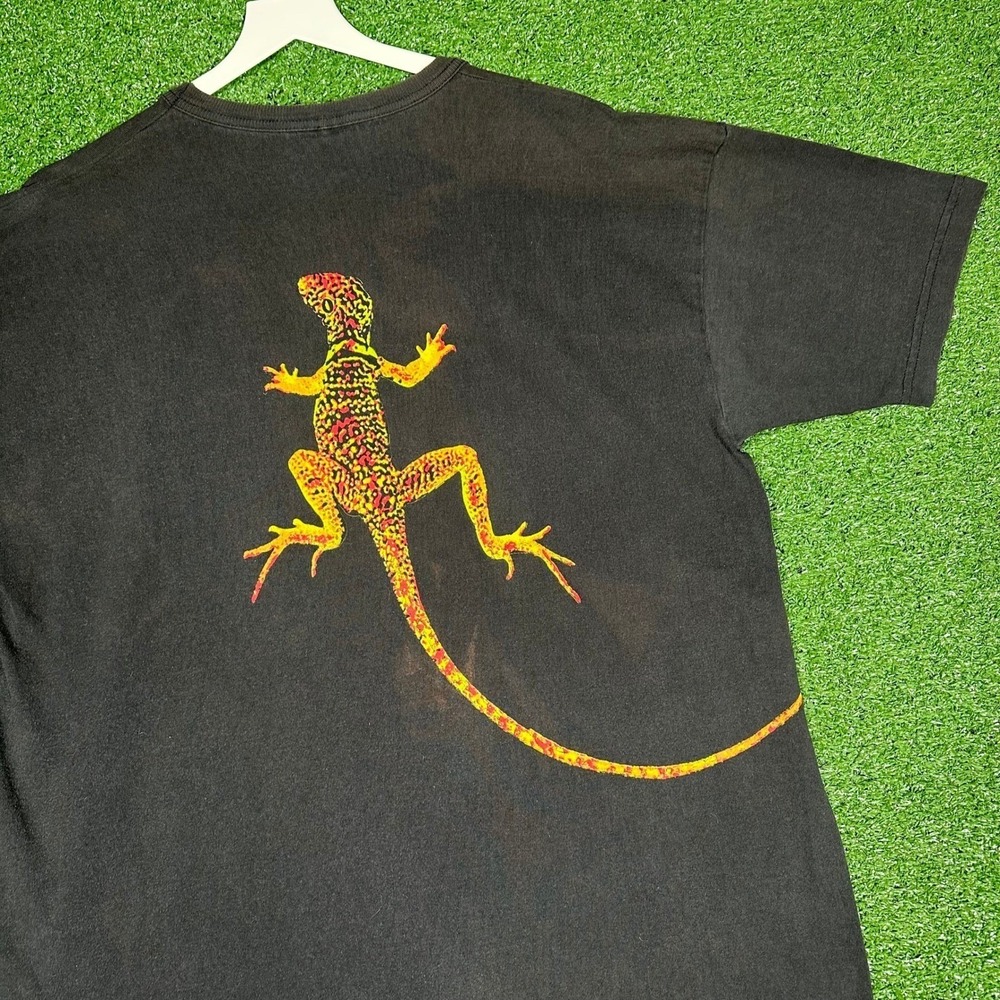 Vintage Marlboro Unlimited Lizard Shirt Mens XL Black Graphic Pocket Tee 90s USA - Picture 14 of 16